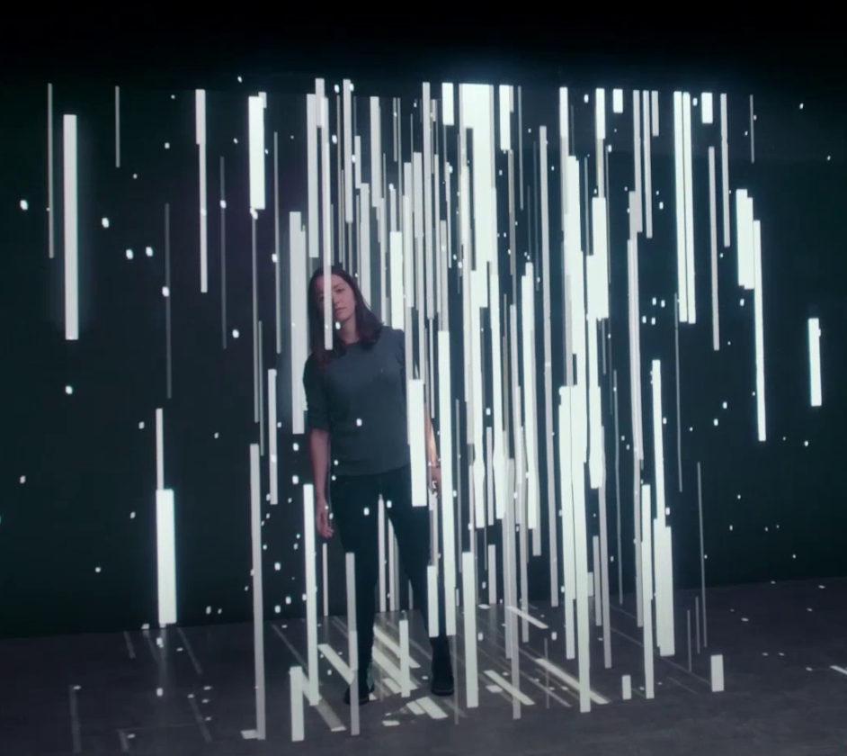 Holographic Installations